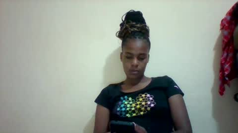 DOVY ACHIENG online show from 02-20-25, 01:03