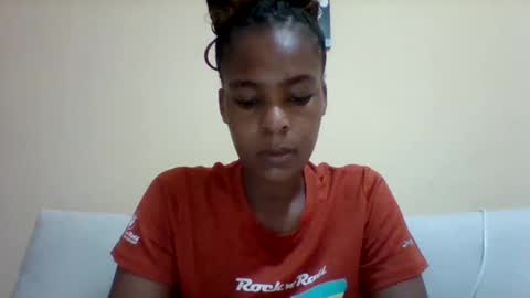 DOVY ACHIENG online show from 02-26-25, 11:20