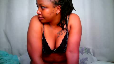 Snapshot of sexysertr chatting on 07-02-26, 03:23 sexysertr online show from 07-02-26, 03:23