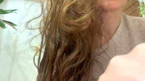 Anya online show from 02-11-26, 06:13