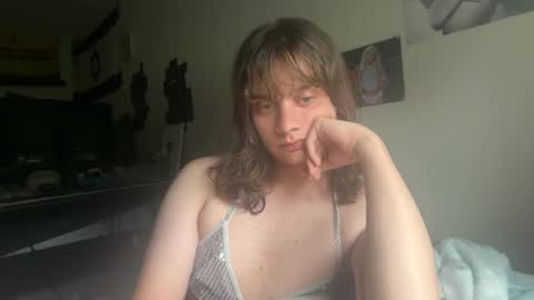 sexyshayla_twink online show from 06-23-26, 11:52