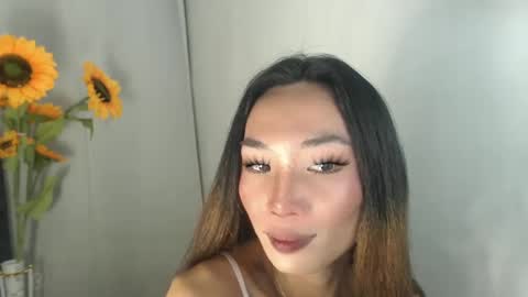 sexyshinixx online show from 02-25-25, 08:09