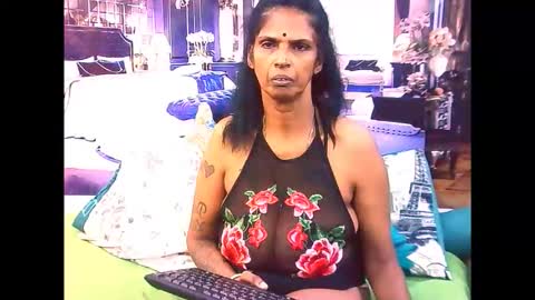 sexyva4u2luv online show from 10-30-25, 07:36