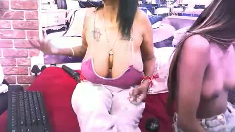 sexyva4u2luv online show from 11-25-25, 07:19