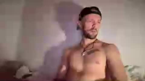 Snapshot of sexyvalerynsx chatting on 06-12-26, 10:47 Valsexxx91 online show from 06-12-26, 10:47