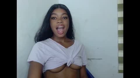 sexyxmilfx online show from 02-18-26, 09:55