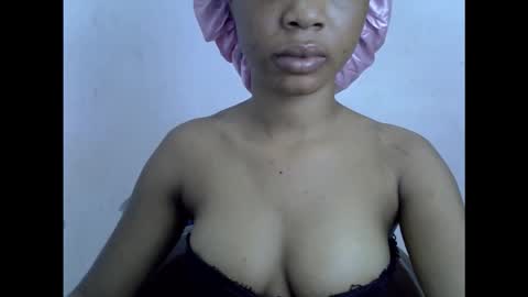 sexyxpeach online show from 03-24-26, 11:32