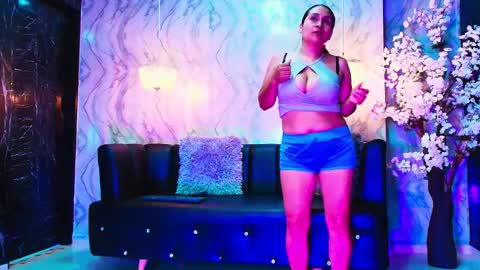 MADAME  online show from 12-01-25, 11:37