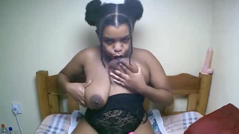 sexyyred_ online show from 03-06-26, 02:08