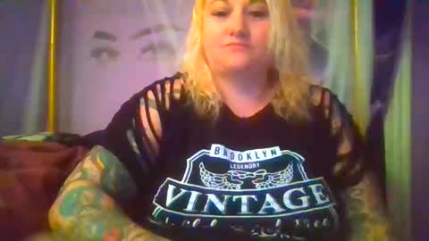 Snapshot of sexyzanna69 chatting on 10-24-25, 02:52 SexyZannaRose69 online show from 10-24-25, 02:52