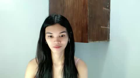 Zendaya online show from 11-08-25, 04:07