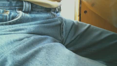 Bruce online show from 01-06-25, 06:41