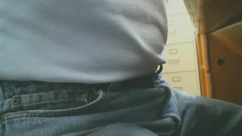 Bruce online show from 09-18-25, 05:37