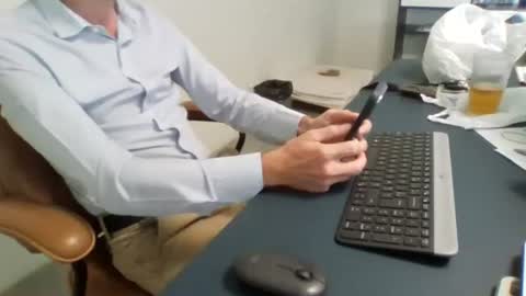 Snapshot of sg2408 chatting on 07-15-26, 02:55 sg2408 online show from 07-15-26, 02:55