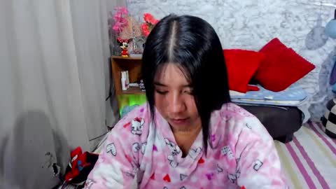 Liz online show from 09-18-25, 01:40