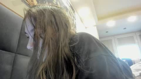 shadow_raffi online show from 02-16-25, 01:05