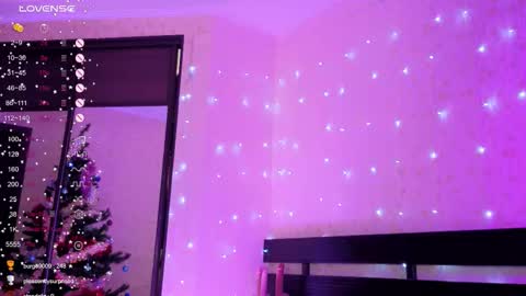 Lisa3 online show from 12-16-25, 02:22