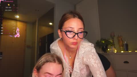 Snapshot of shadowladyyy chatting on 01-14-25, 05:19 Sindy and Nancy  Next stream 1 December  online show from 01-14-25, 05:19