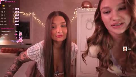 Sindy and Nancy  Next stream 1 December  online show from 01-08-26, 02:08