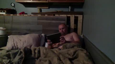 Snapshot of shadystl chatting on 12-13-24, 03:49 shadystl online show from 12-13-24, 03:49