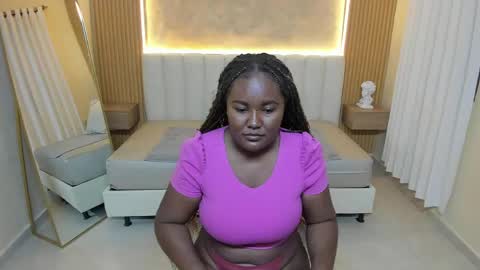 Shaira Collins online show from 04-08-26, 12:16