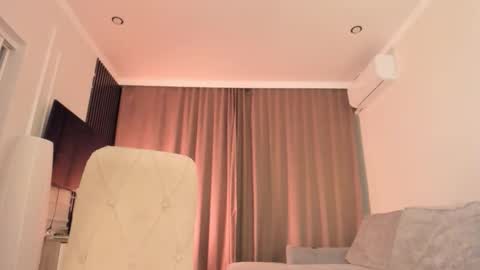 Yanmei online show from 12-15-25, 01:59