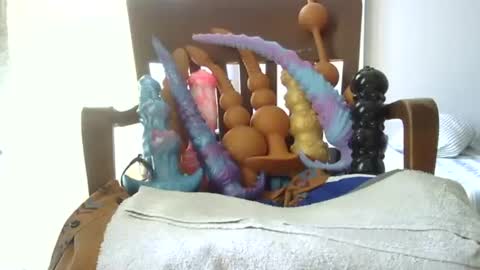 shakespeareisahomie online show from 03-18-26, 06:11