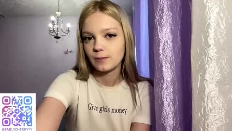 Snapshot of shalaschrantz chatting on 04-25-26, 11:46 Emily online show from 04-25-26, 11:46