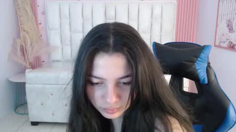 Shalon  online show from 11-11-25, 01:22