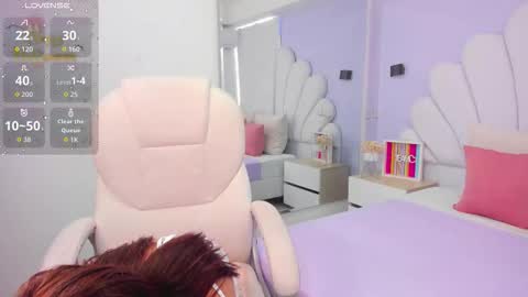 Shamara Thomson online show from 11-22-25, 08:41