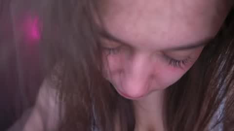 Snapshot of shame_lesss chatting on 01-16-25, 07:49 Lessi online show from 01-16-25, 07:49