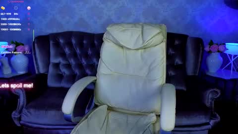 Snapshot of shame_lesss chatting on 02-06-26, 07:02 Lessi online show from 02-06-26, 07:02