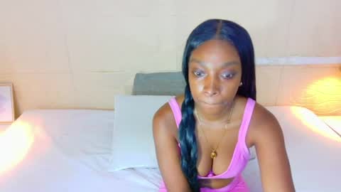 Catalina online show from 04-21-26, 06:44