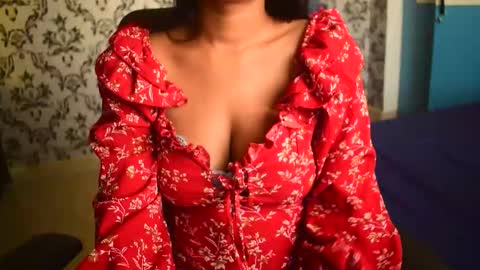 Snapshot of shanaya_indian chatting on 09-23-25, 05:10 shanaya indian online show from 09-23-25, 05:10