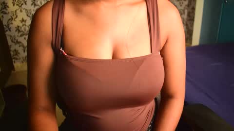 Snapshot of shanaya_indian chatting on 09-27-25, 05:12 shanaya indian online show from 09-27-25, 05:12