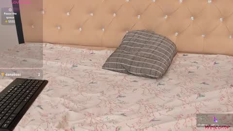 Snapshot of shanelle__ chatting on 03-08-25, 07:09 S H A N E L L E online show from 03-08-25, 07:09