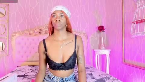 Snapshot of shanelle__ chatting on 06-22-26, 03:42 S H A N E L L E online show from 06-22-26, 03:42