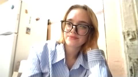 Lana online show from 11-14-25, 06:28