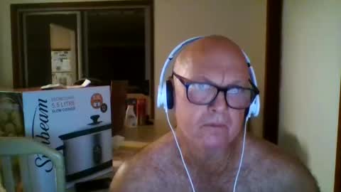 shaneo781570 online show from 04-18-26, 06:12