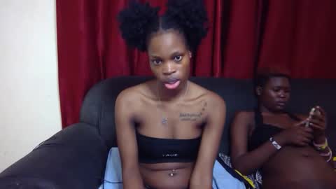 Snapshot of shania_sleigh chatting on 12-20-24, 11:26 shania_sleigh online show from 12-20-24, 11:26
