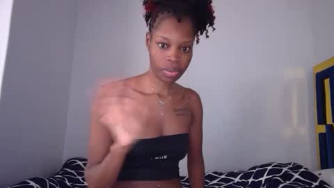 Snapshot of shania_sleigh chatting on 01-12-25, 09:19 shania_sleigh online show from 01-12-25, 09:19