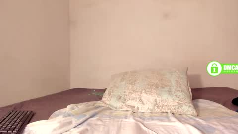 Snapshot of shaniblack chatting on 03-04-25, 01:45 Danna online show from 03-04-25, 01:45