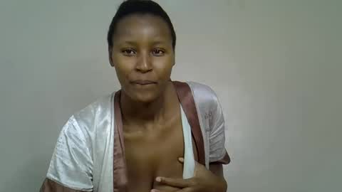 shanizz online show from 11-17-25, 01:44