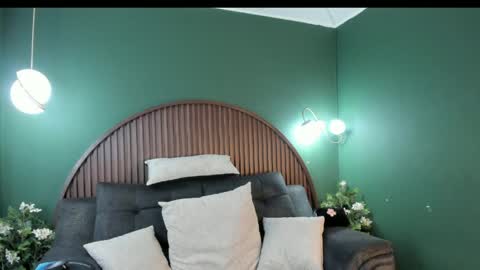 Snapshot of shannel__queen chatting on 05-07-26, 08:58 shannel__queen online show from 05-07-26, 08:58