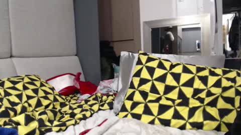 Snapshot of shannon07 chatting on 03-07-25, 02:04 Shannon07 online show from 03-07-25, 02:04