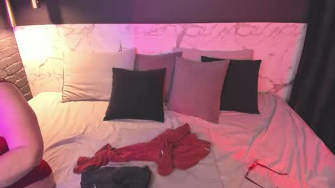 Shannon online show from 12-04-25, 05:17