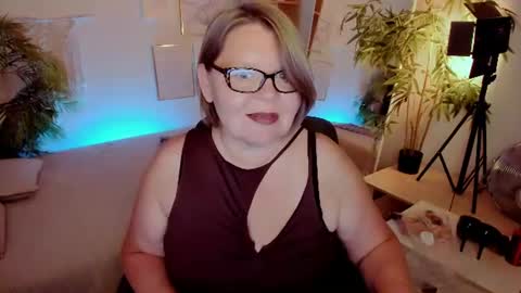 Shannon online show from 07-24-26, 01:20