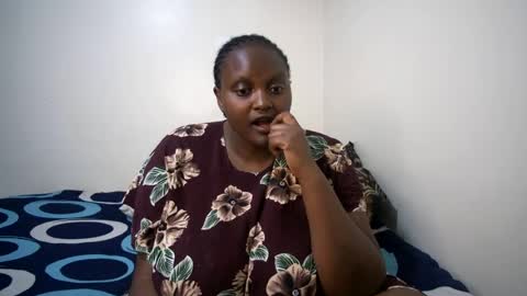 shanny_123 online show from 07-05-26, 11:39