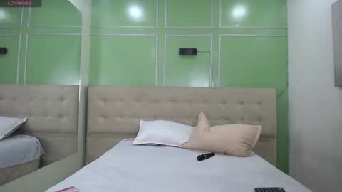  Shanon  online show from 01-15-25, 01:45