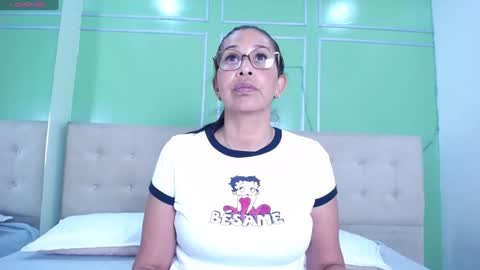  Shanon  online show from 02-09-25, 01:33